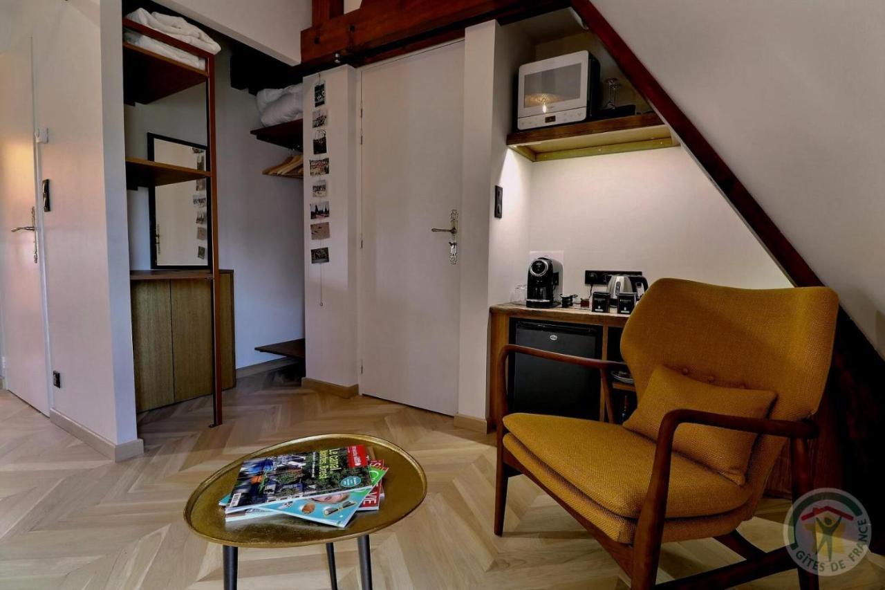 Bed and Breakfast Manoir De La Droulinais Bruz Exterior foto